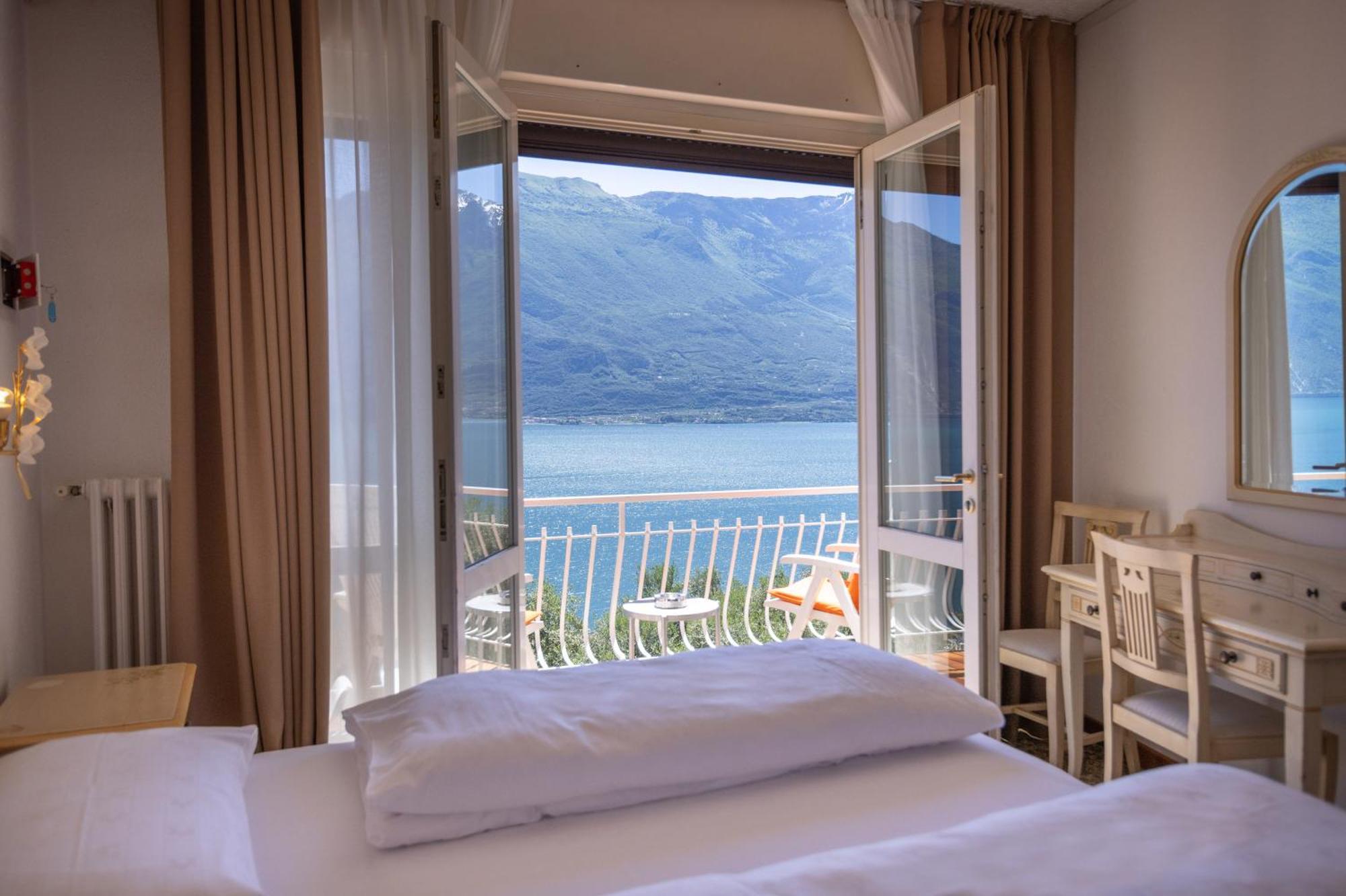 Hotel Villa Margherita 리몬네술가르다 외부 사진