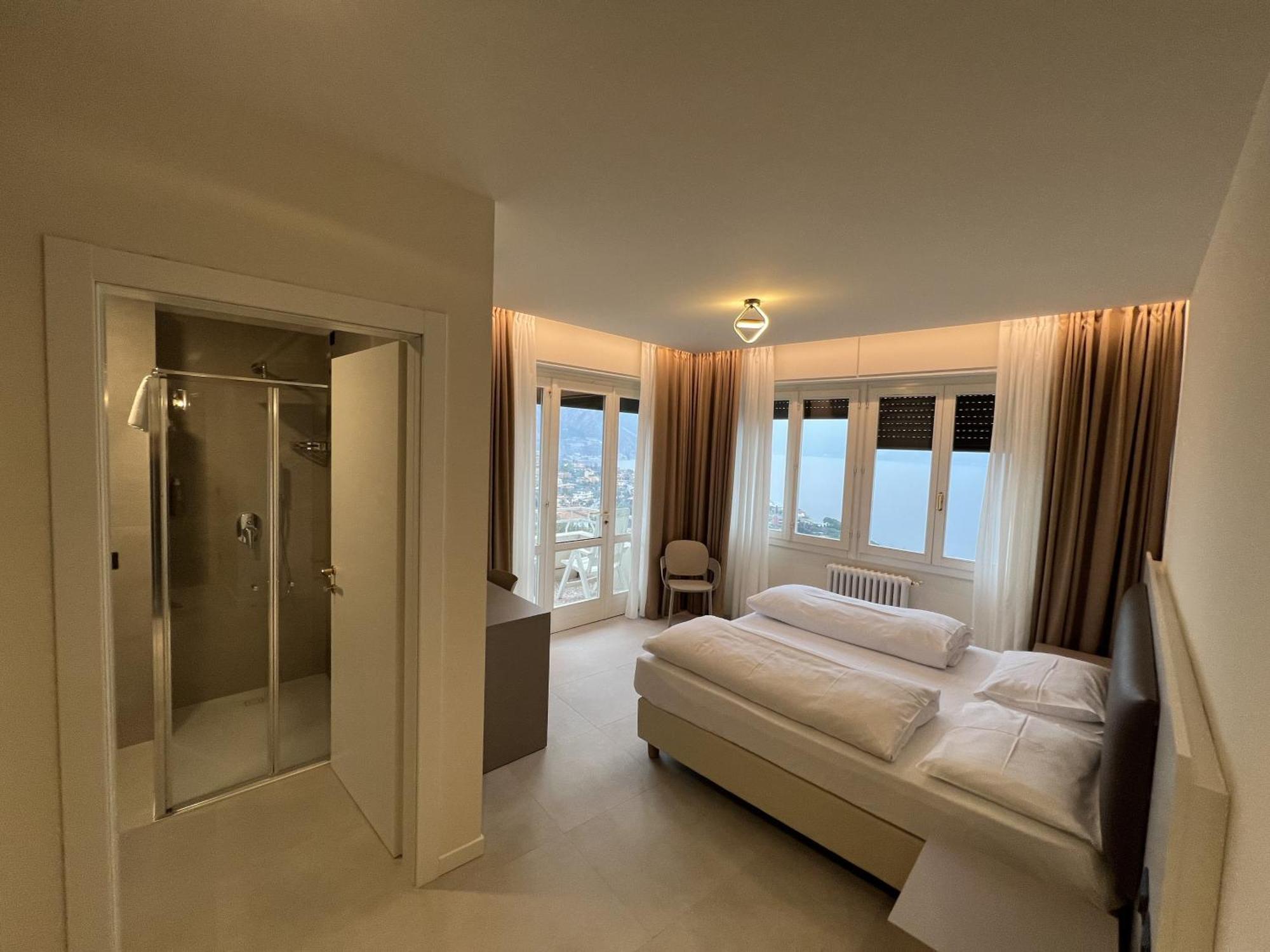 Hotel Villa Margherita 리몬네술가르다 외부 사진