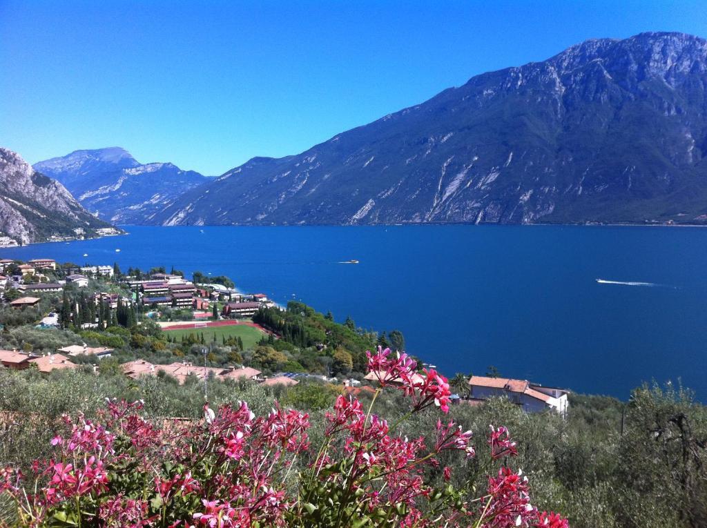 Hotel Villa Margherita 리몬네술가르다 외부 사진
